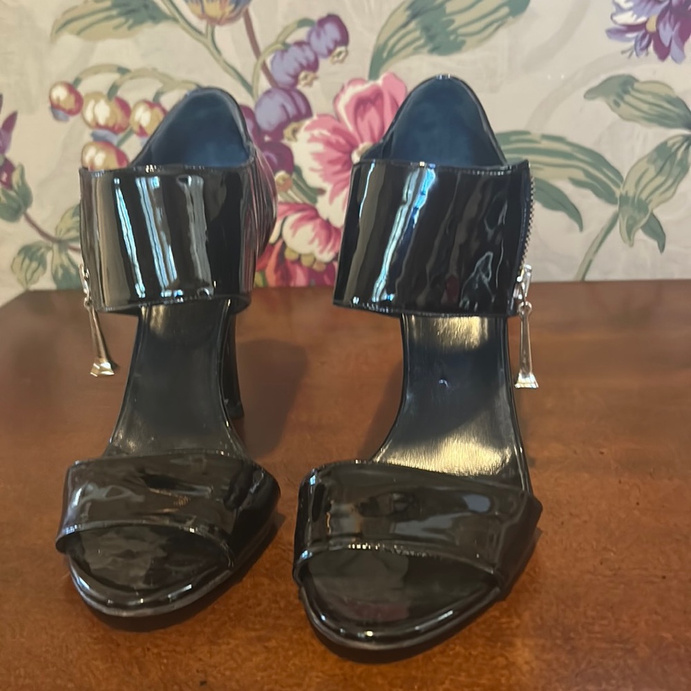 Gucci heels